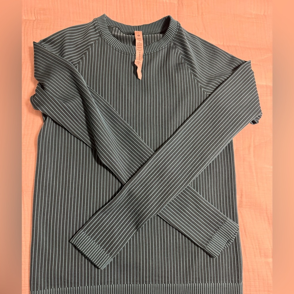 Lululemon Restless Pullover. Euc! - image 4